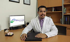 Dr Guillermo Valdés González | Médico Dermatólogo especialista en virus del papiloma y enfermedades de trasmisión sexual en Guadalajara Jalisco 